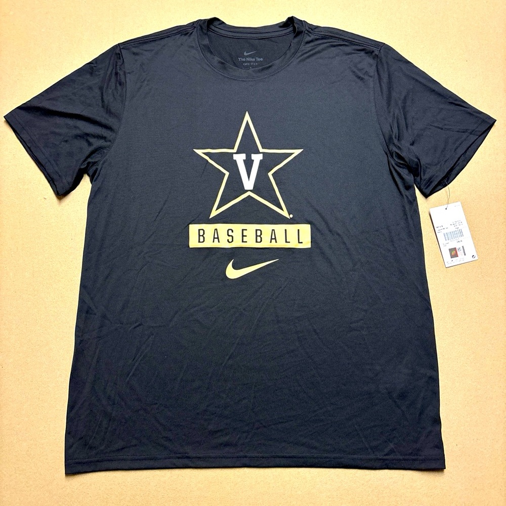 New Vanderbilt Commodores Men’s Size L Black Nike short Sleeve Shirt Large NWT
